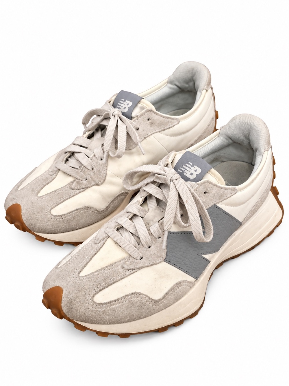 New Balance 327 Sneakers Cream Gray Gum Sole | Women’s Size 9